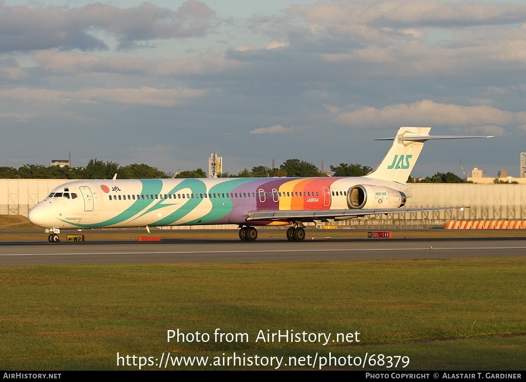 Aircraft Photo of JA8064 | McDonnell Douglas MD-90-30 | Japan Air 