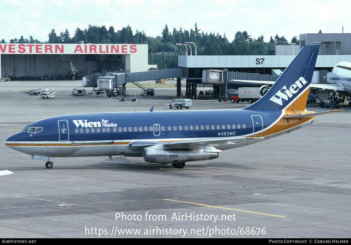 Aircraft Photo of N493WC | Boeing 737-210C/Adv | Wien Air Alaska | AirHistory.net #68676