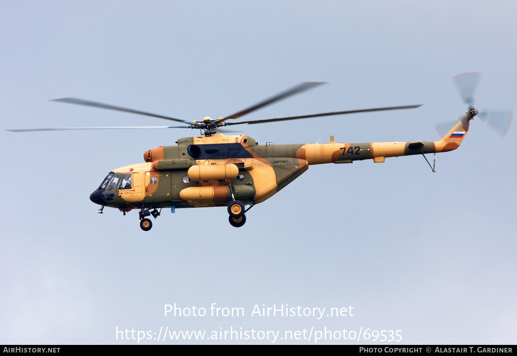 Aircraft Photo of 742 black | Mil Mi-17V-5 (Mi-8MTV-5) | Russia - Air