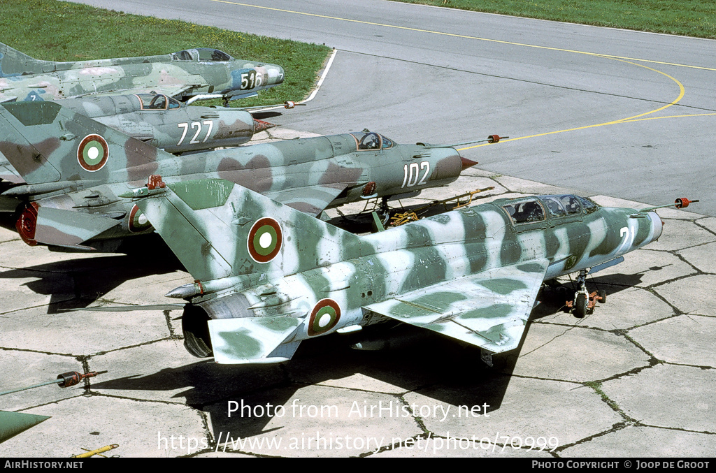 Aircraft Photo of 21 | Mikoyan-Gurevich MiG-21UM | Bulgaria - Air Force | AirHistory.net #70999