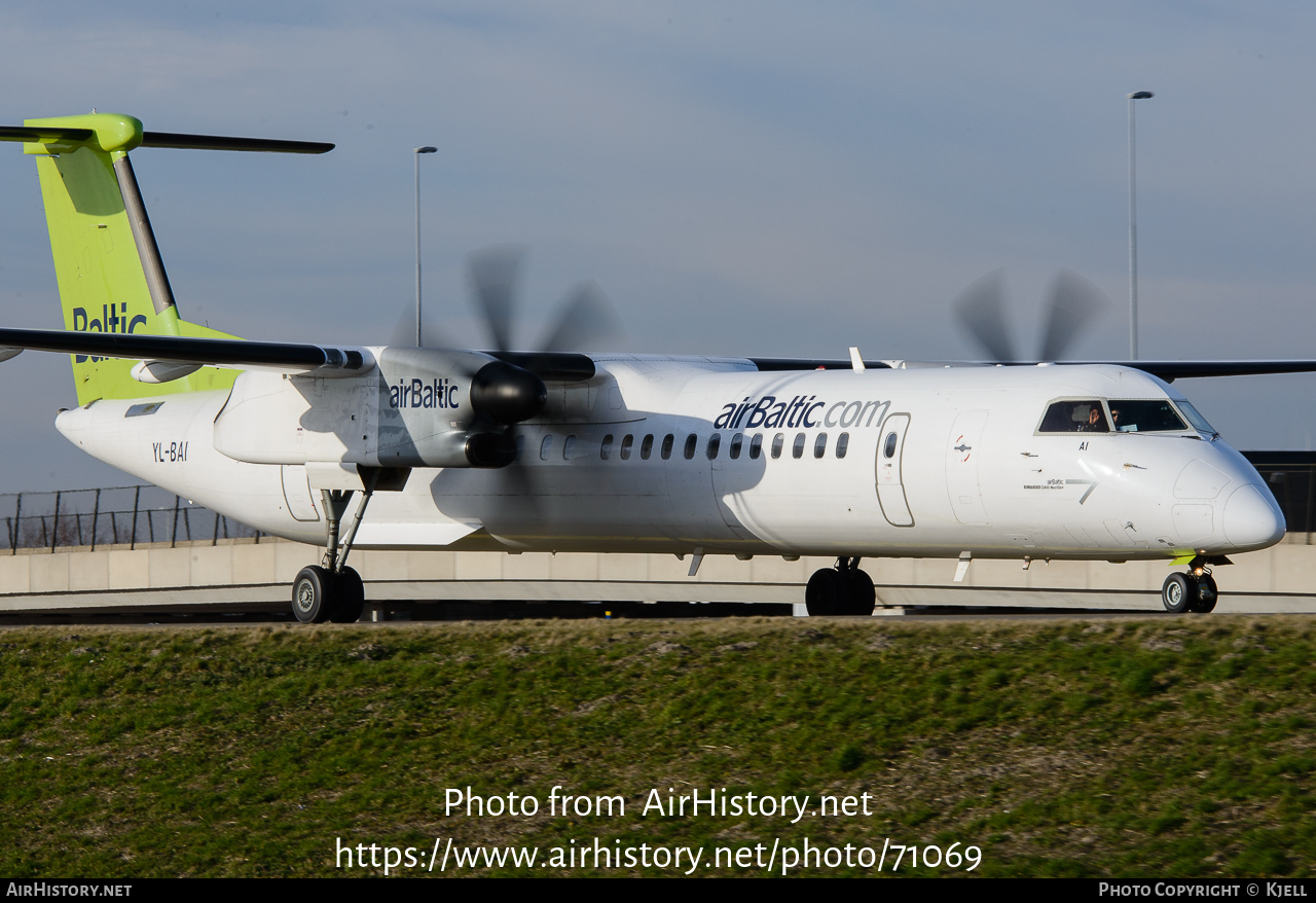 Aircraft Photo of YL-BAI | Bombardier DHC-8-402 Dash 8 | AirBaltic | AirHistory.net #71069