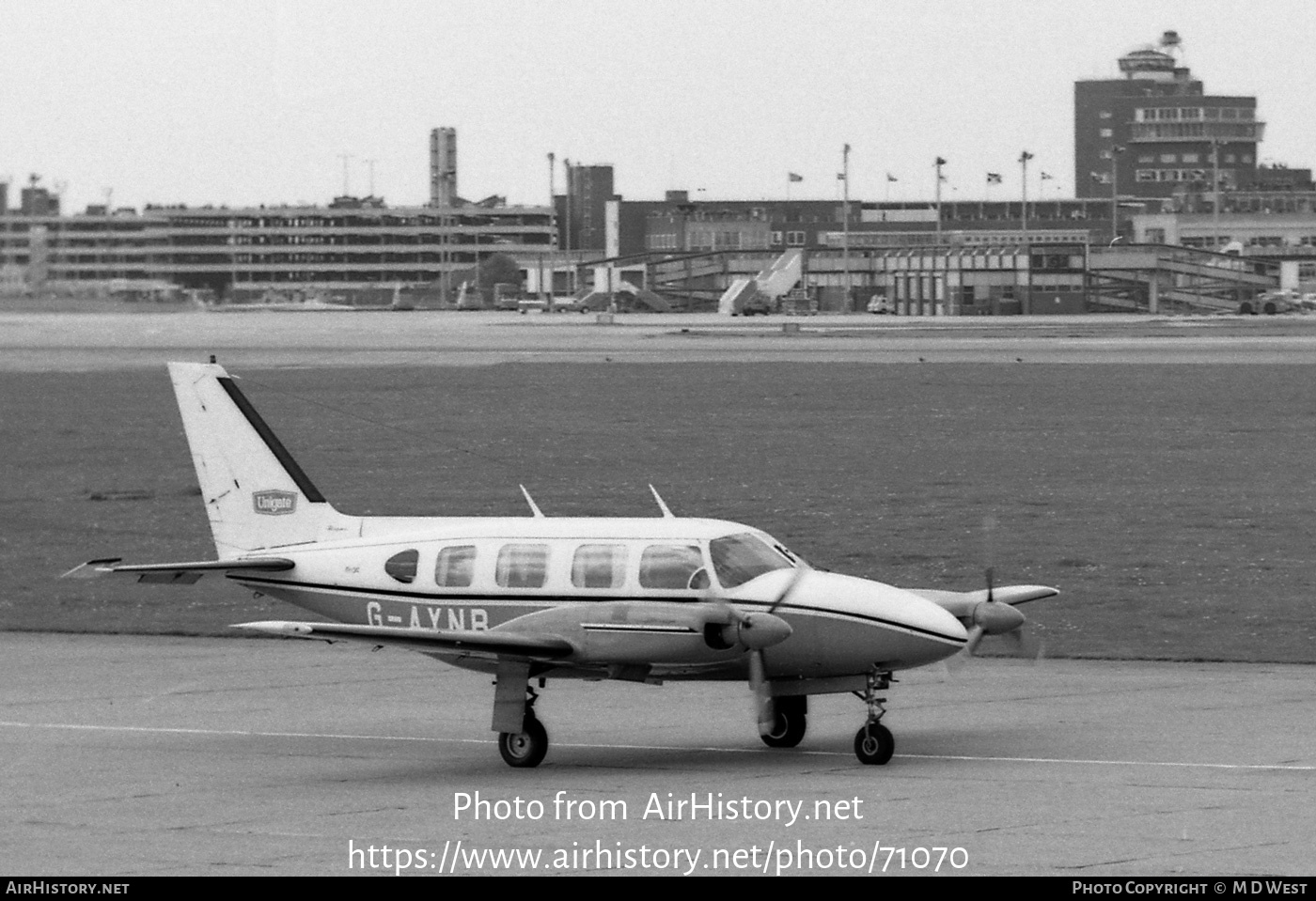 Aircraft Photo of G-AYNB | Piper PA-31-310 Navajo | Unigate | AirHistory.net #71070