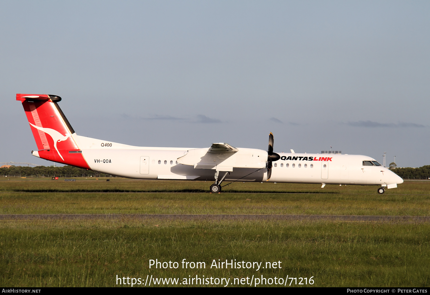 Aircraft Photo of VH-QOA | Bombardier DHC-8-402 Dash 8 | QantasLink | AirHistory.net #71216