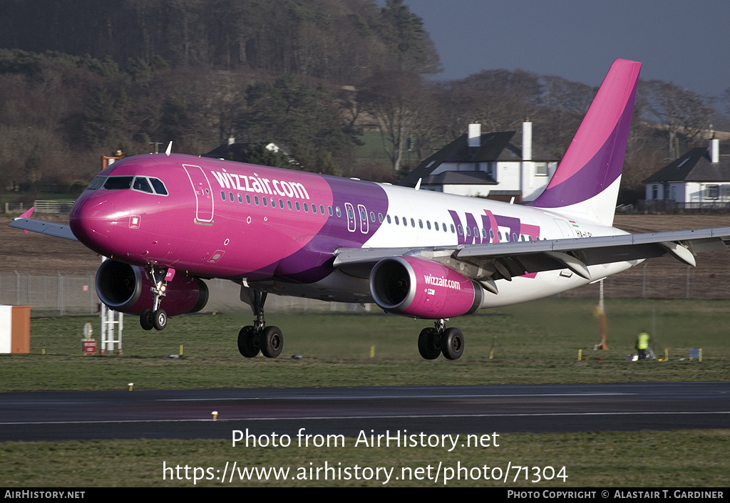 Aircraft Photo of HA-LPI | Airbus A320-232 | Wizz Air | AirHistory.net #71304