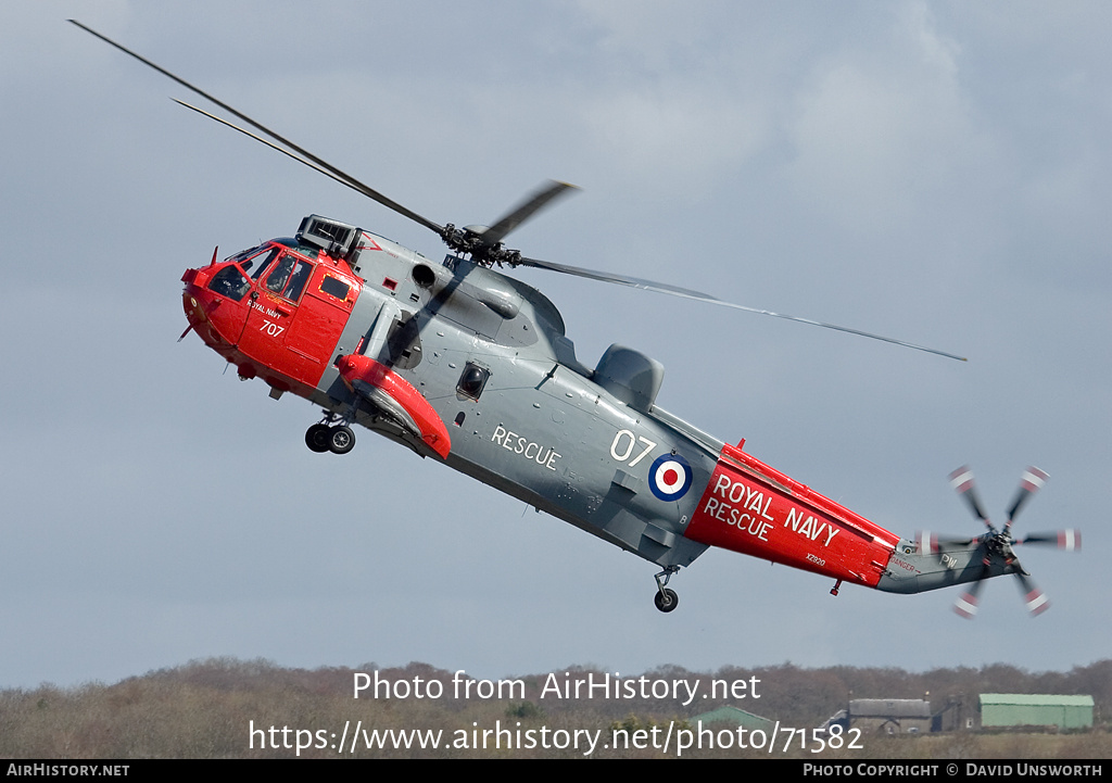 Aircraft Photo of XZ920 | Westland WS-61 Sea King HU5 | UK - Navy | AirHistory.net #71582