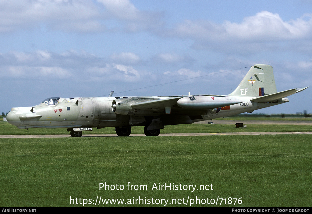 Aircraft Photo of WJ633 | English Electric Canberra T17A | UK - Air Force | AirHistory.net #71876