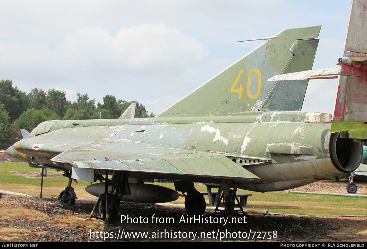 Aircraft Photo of 35075 | Saab J35A Draken | Sweden - Air Force | AirHistory.net #72758