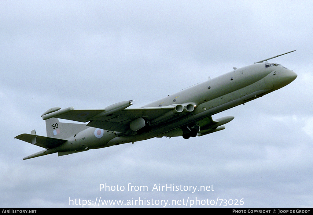 Aircraft Photo of XV250 | Hawker Siddeley HS-801 Nimrod MR.2P | UK - Air Force | AirHistory.net #73026