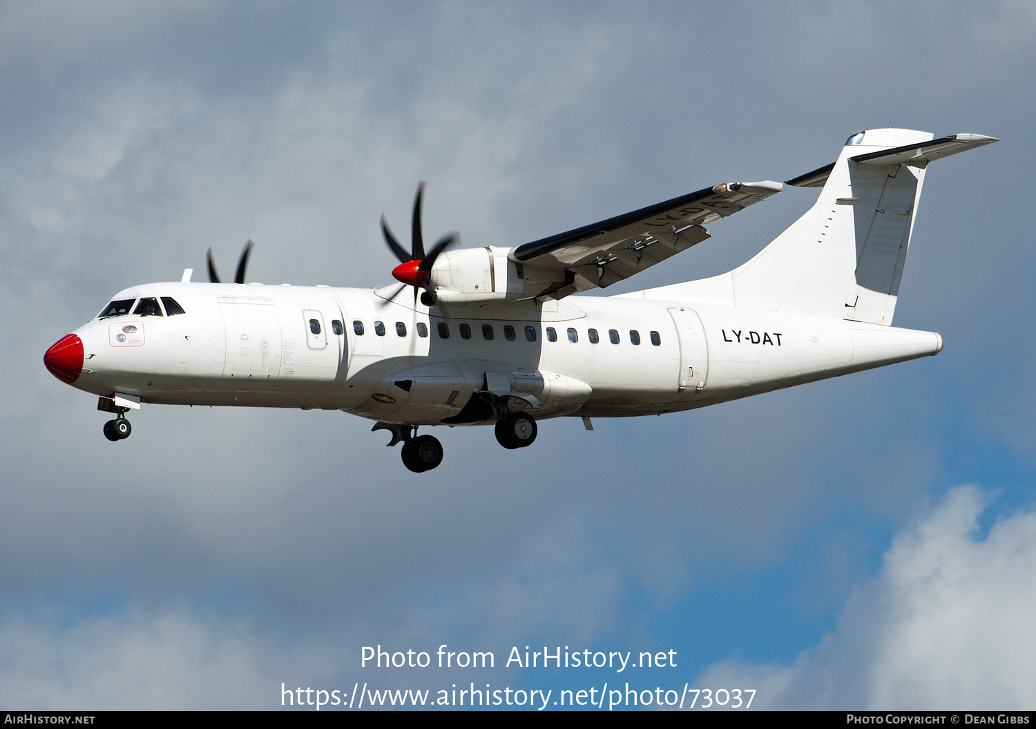 Aircraft Photo of LY-DAT | ATR ATR-42-500 | AirHistory.net #73037