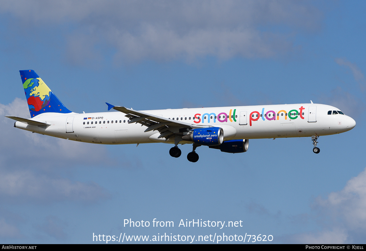 Aircraft Photo of D-ASPD | Airbus A321-211 | Small Planet Airlines | AirHistory.net #73620