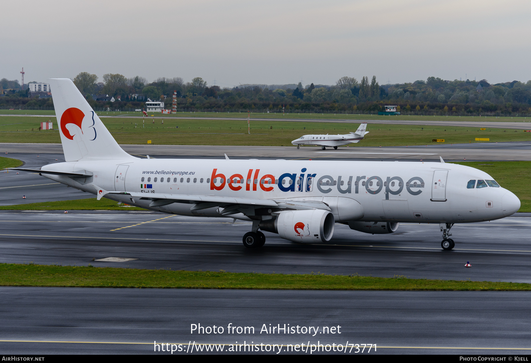 Aircraft Photo of EI-LIS | Airbus A320-214 | Belle Air Europe | AirHistory.net #73771