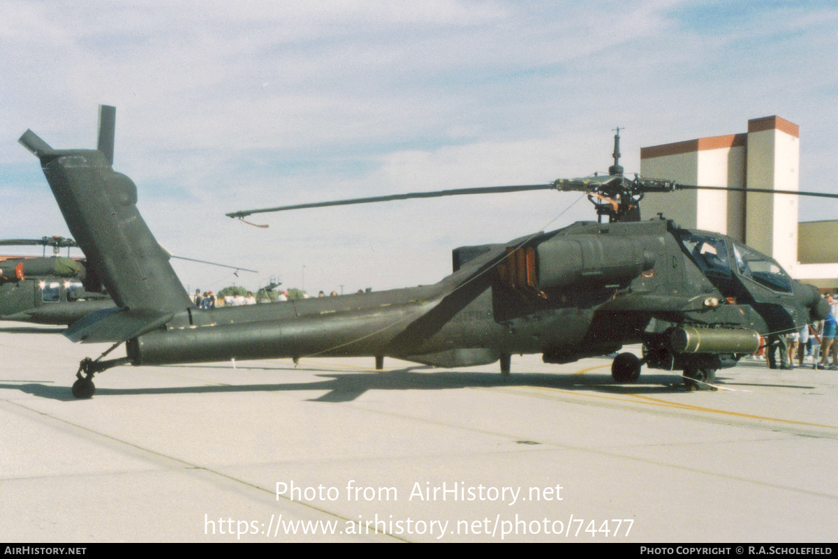 Aircraft Photo of 84-24256 / 24256 | Hughes AH-64A Apache | USA - Army | AirHistory.net #74477