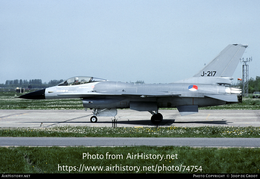 Aircraft Photo of J-217 | General Dynamics F-16A Fighting Falcon | Netherlands - Air Force | AirHistory.net #74754