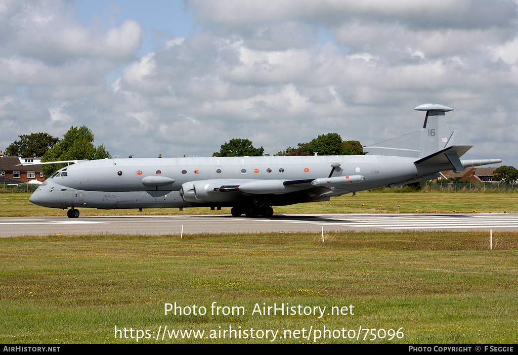 Aircraft Photo of ZJ516 | Hawker Siddeley HS-801 Nimrod MRA.4 | UK - Air Force | AirHistory.net #75096