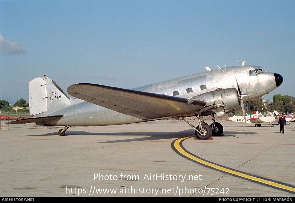 Aircraft Photo of EC-FAH | Douglas DC-3(C) | Tadair | AirHistory.net #75242