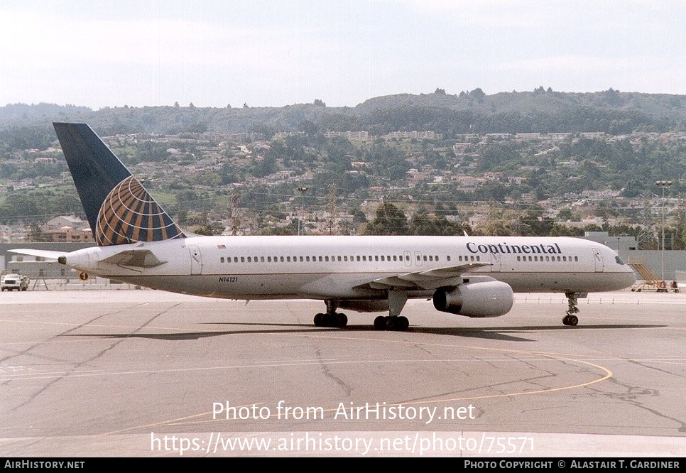 Aircraft Photo of N14121 | Boeing 757-224 | Continental Airlines | AirHistory.net #75571