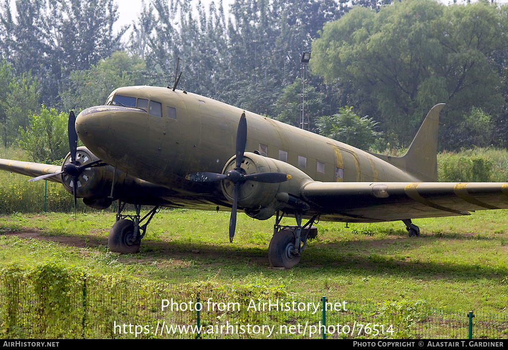 Aircraft Photo of 324 | Lisunov Li-2 | AirHistory.net #76514