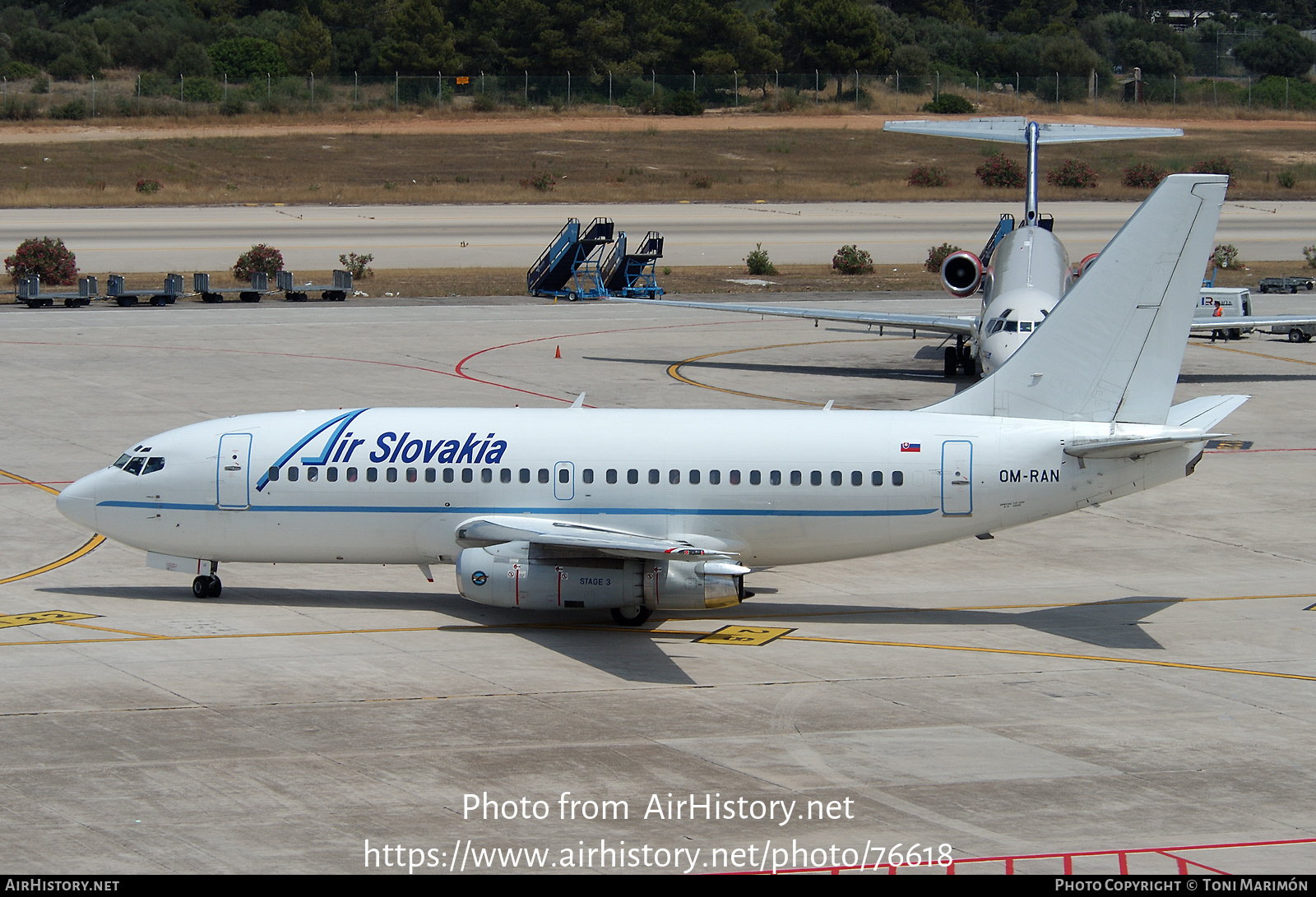 Aircraft Photo of OM-RAN | Boeing 737-230/Adv | Air Slovakia | AirHistory.net #76618