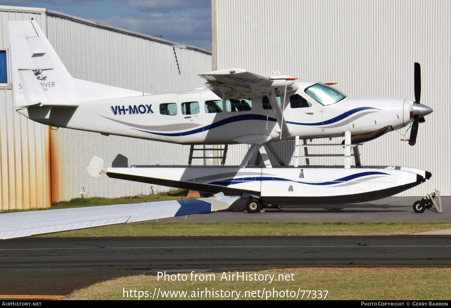 Aircraft Photo of VH-MOX | Cessna 208 Caravan I | Swan River Cruises | AirHistory.net #77337