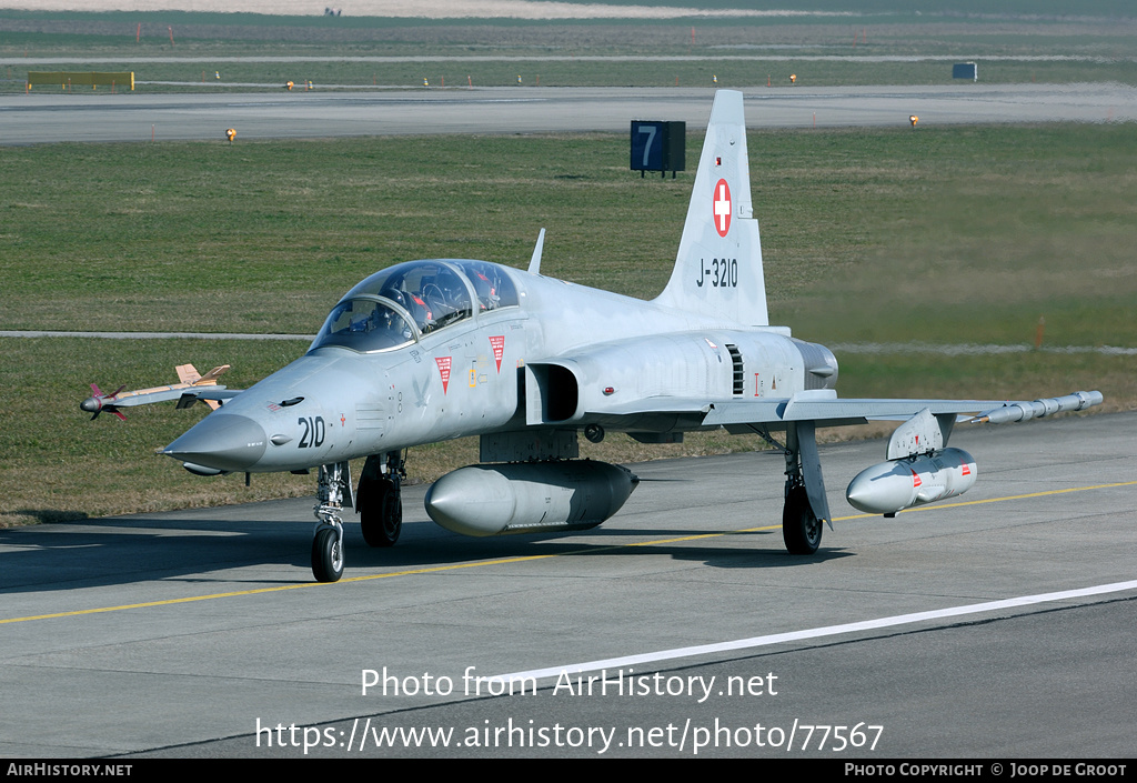 Aircraft Photo of J-3210 | Northrop F-5F Tiger II | Switzerland - Air Force | AirHistory.net #77567