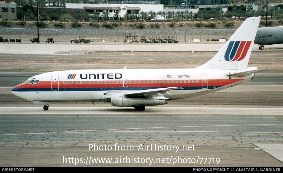 Aircraft Photo of N977UA | Boeing 737-291/Adv | United Airlines | AirHistory.net #77719