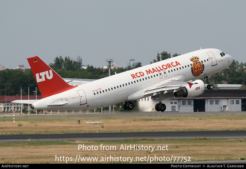 Aircraft Photo of D-ALTD | Airbus A320-214 | LTU - Lufttransport-Unternehmen | AirHistory.net #77752