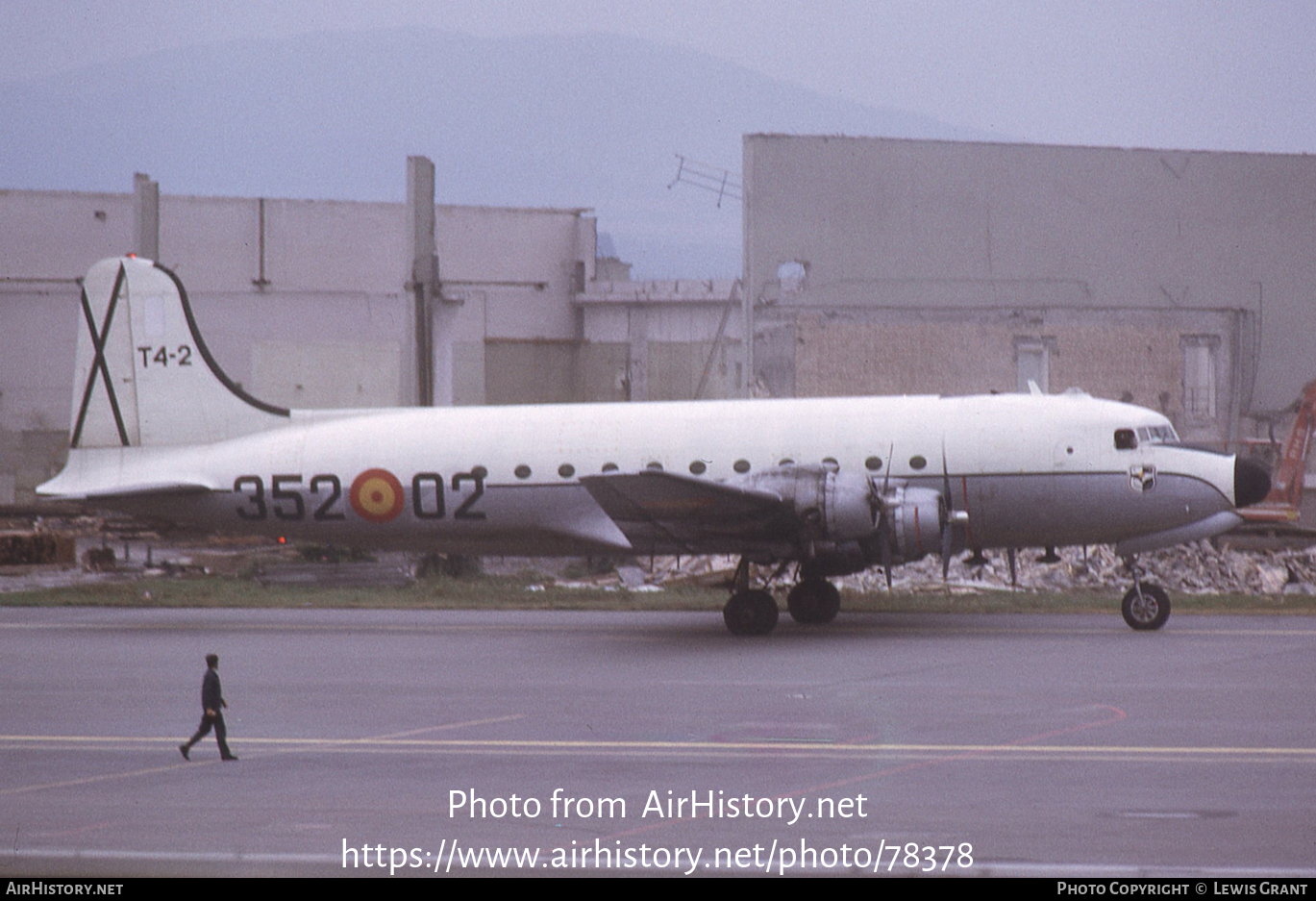 Aircraft Photo of T4-2 | Douglas C-54D Skymaster | Spain - Air Force | AirHistory.net #78378