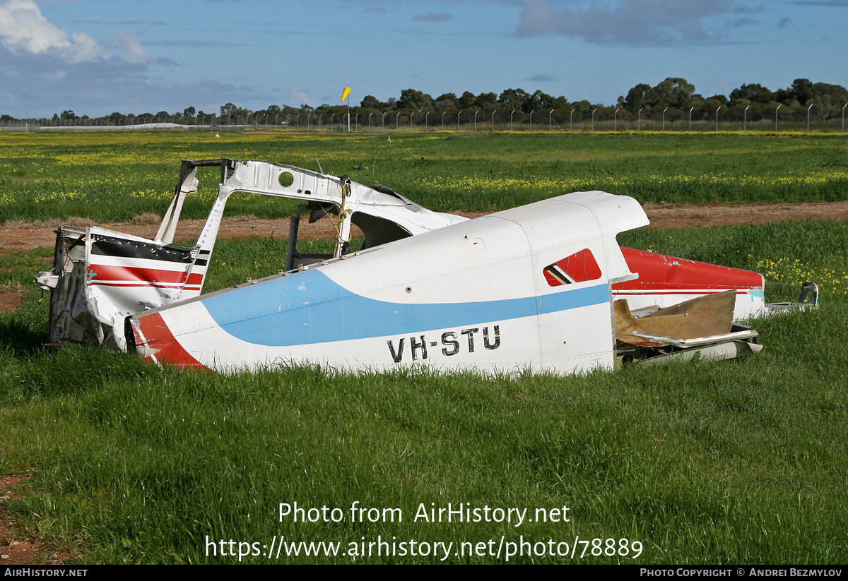 Aircraft Photo of VH-STU | Piper PA-34-200 Seneca | AirHistory.net #78889