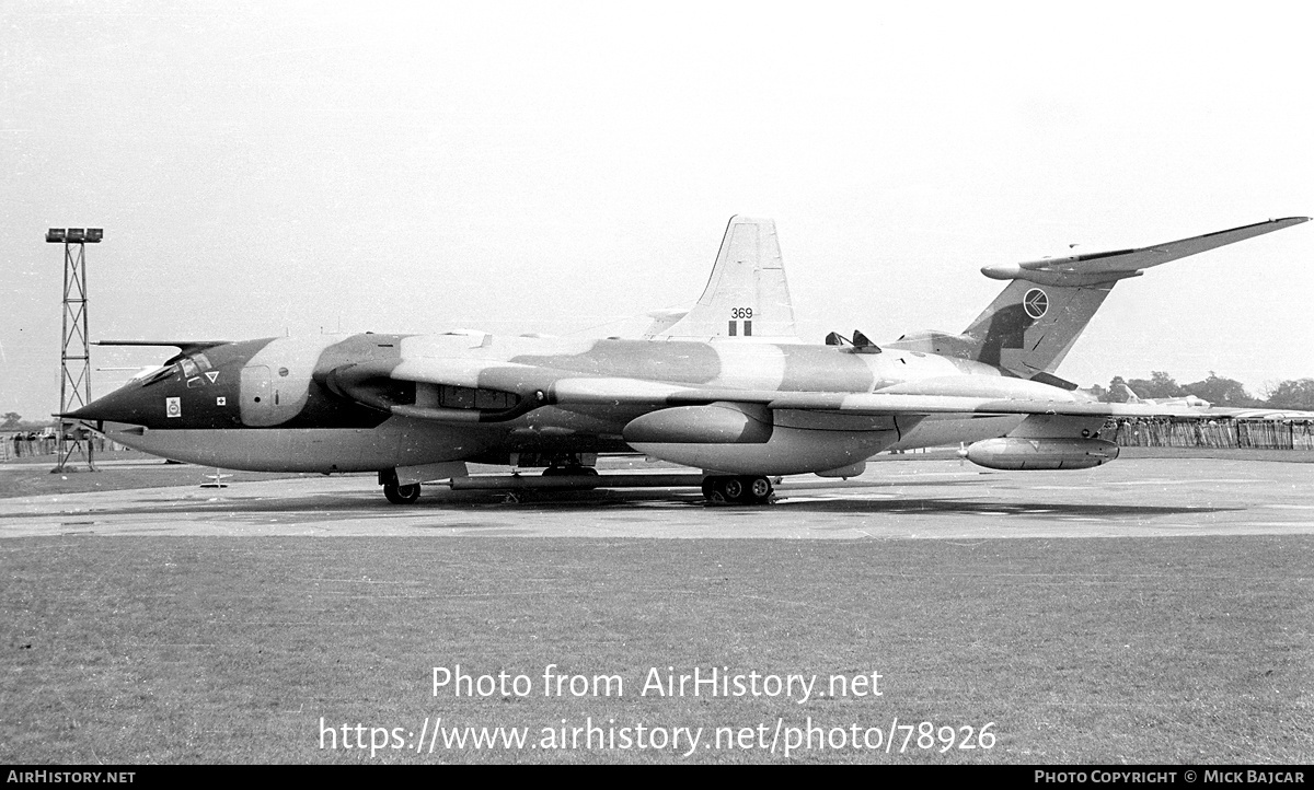 Aircraft Photo of XL233 | Handley Page HP-80 Victor B2 | UK - Air Force | AirHistory.net #78926