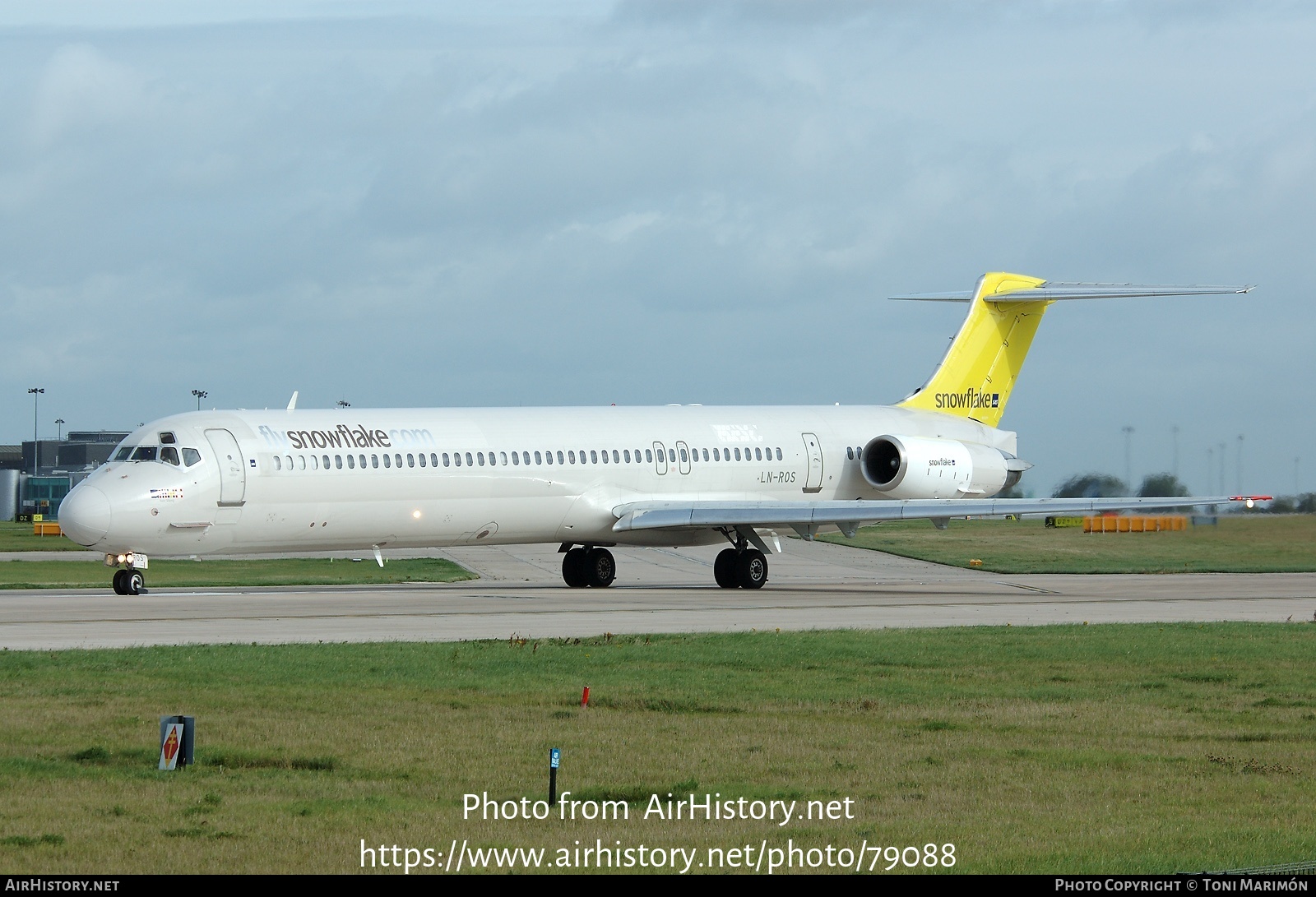 Aircraft Photo of LN-ROS | McDonnell Douglas MD-82 (DC-9-82) | Snowflake | AirHistory.net #79088