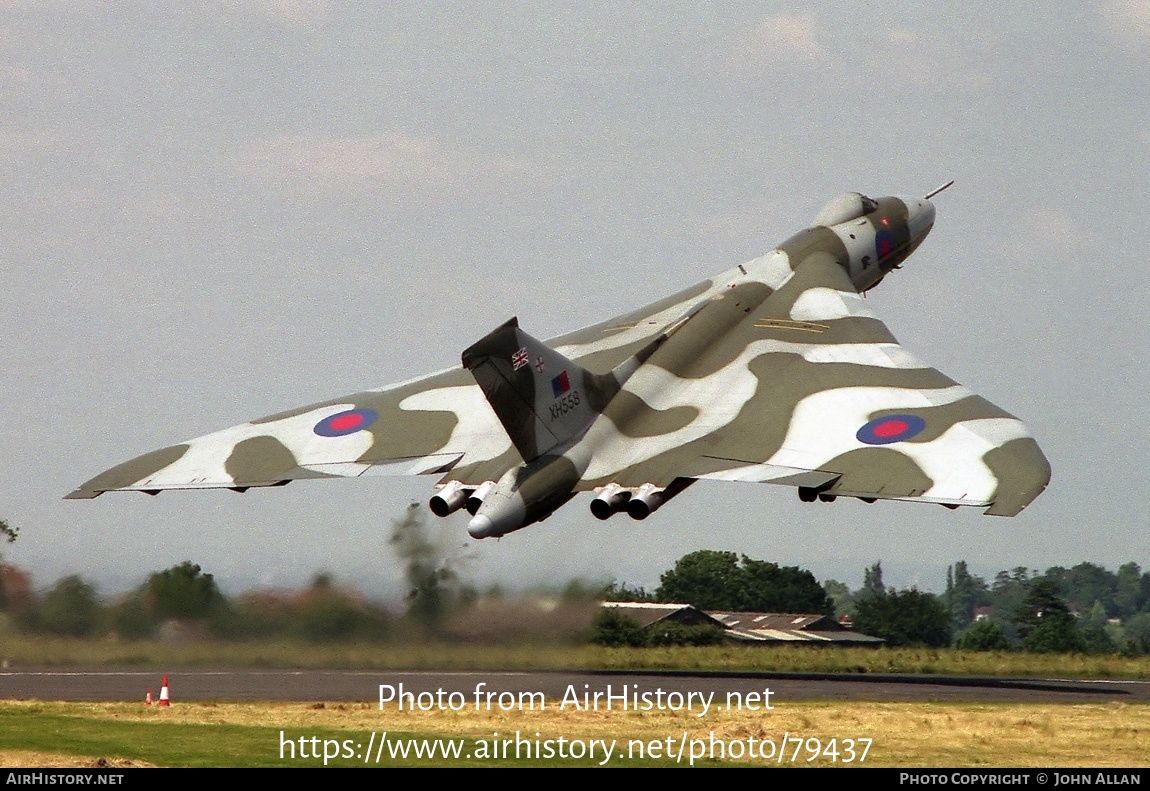 Aircraft Photo of XH558 | Avro 698 Vulcan B.2 | UK - Air Force | AirHistory.net #79437