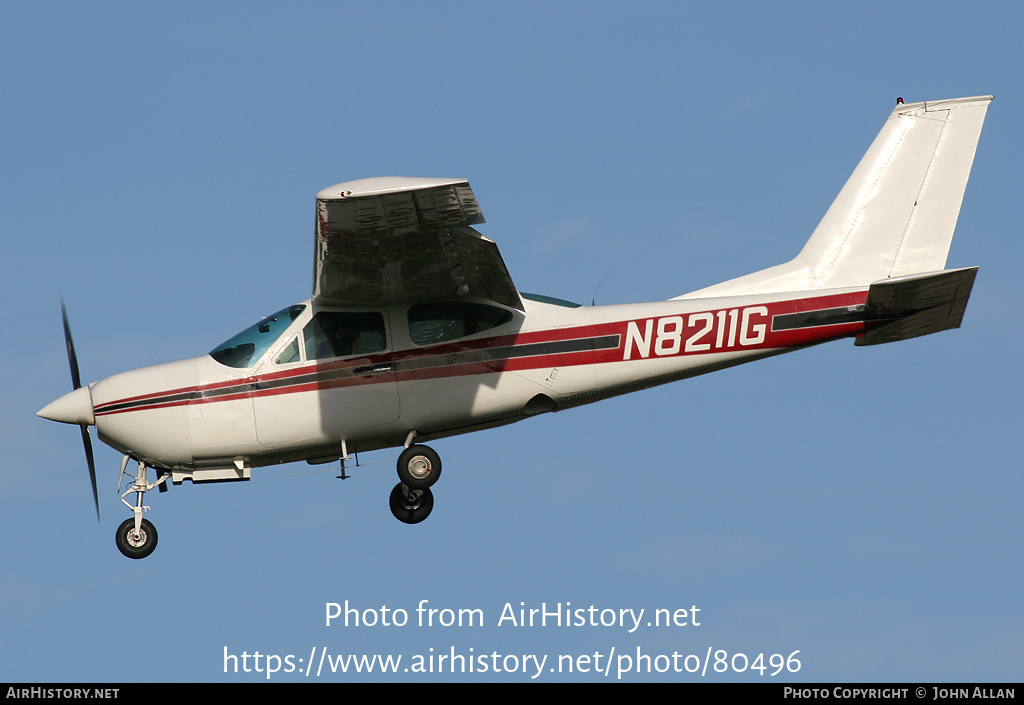 Aircraft Photo of N8211G | Cessna 177RG Cardinal RG | AirHistory.net #80496