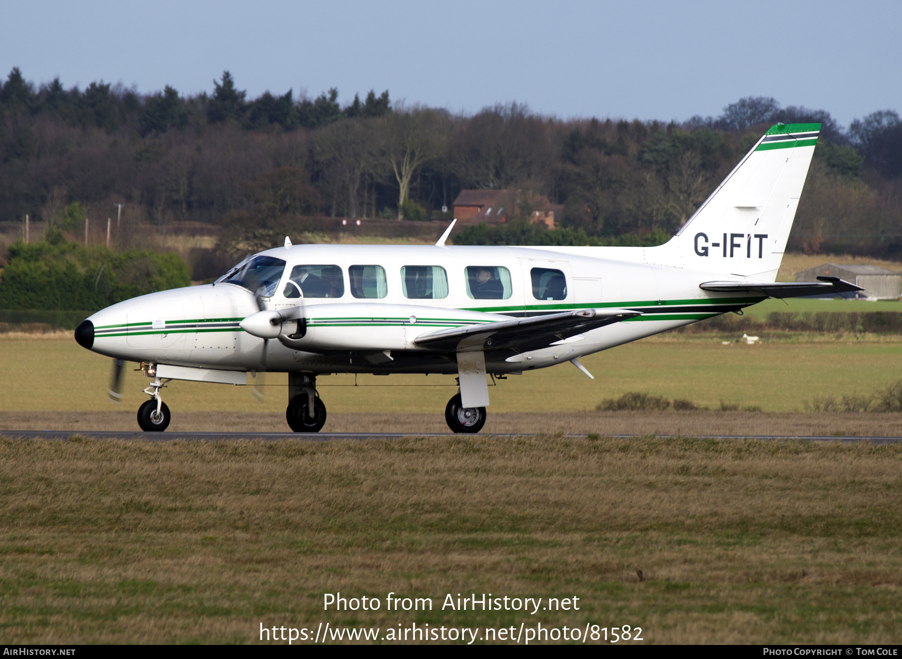 Aircraft Photo of G-IFIT | Piper PA-31-350 Chieftain | AirHistory.net #81582