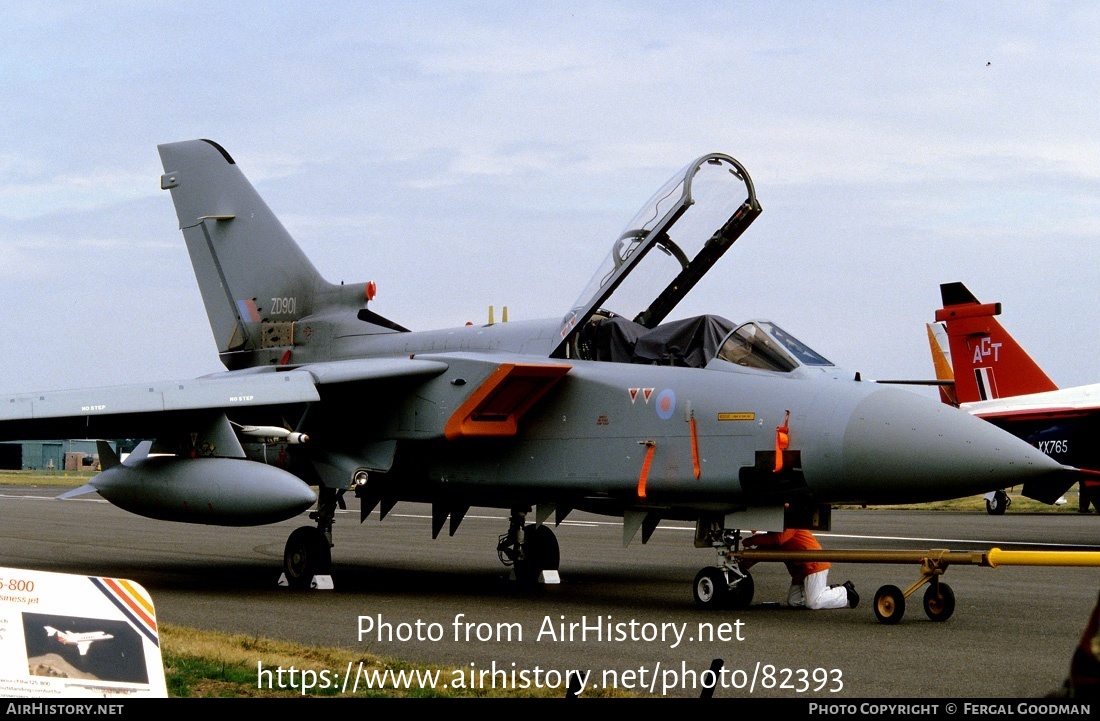 Aircraft Photo of ZD901 | Panavia Tornado F2 | UK - Air Force | AirHistory.net #82393