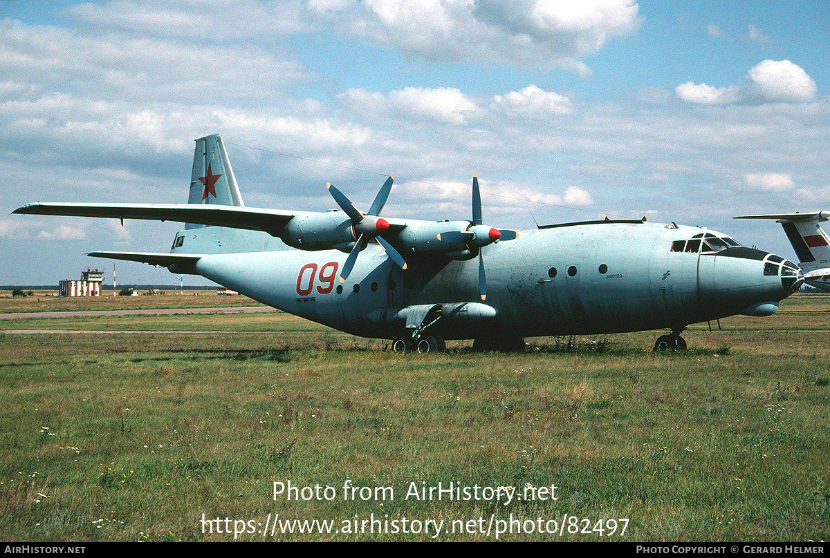 Aircraft Photo of 09 red | Antonov An-12 | Russia - Air Force | AirHistory.net #82497