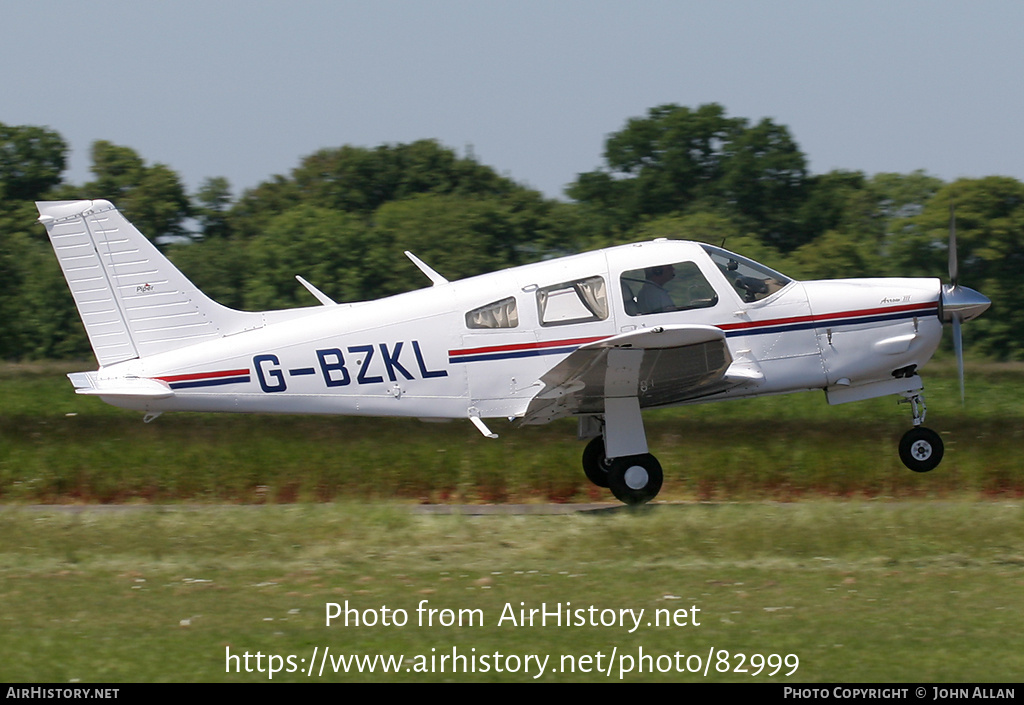 Aircraft Photo of G-BZKL | Piper PA-28R-201 Cherokee Arrow III | AirHistory.net #82999