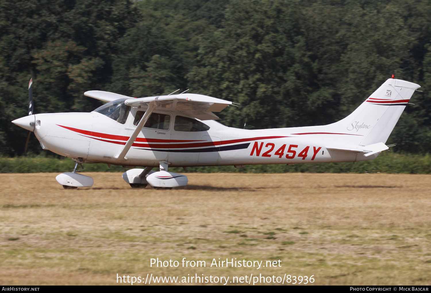 Aircraft Photo of N2454Y | Cessna 182S Skylane | AirHistory.net #83936