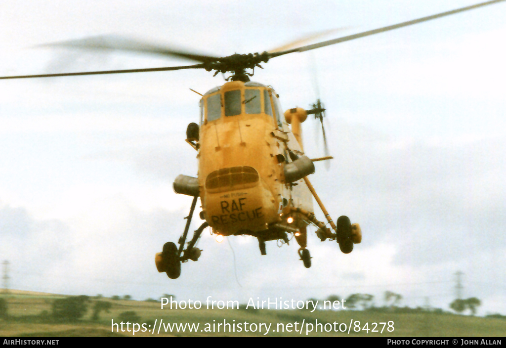 Aircraft Photo of XR588 | Westland WS-58 Wessex HAR.2 | UK - Air Force | AirHistory.net #84278