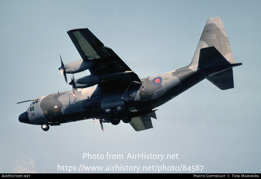 Aircraft Photo of XV210 | Lockheed C-130K Hercules C1 (L-382) | UK - Air Force | AirHistory.net #84587