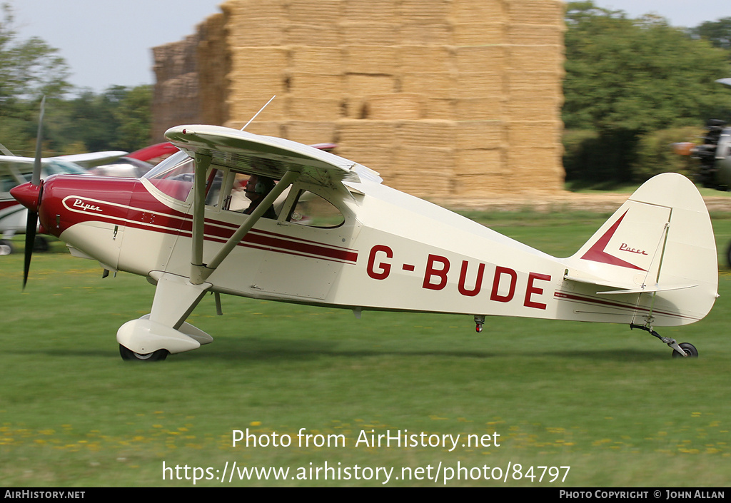 Aircraft Photo of G-BUDE | Piper PA-22-135 Tri-Pacer | AirHistory.net #84797