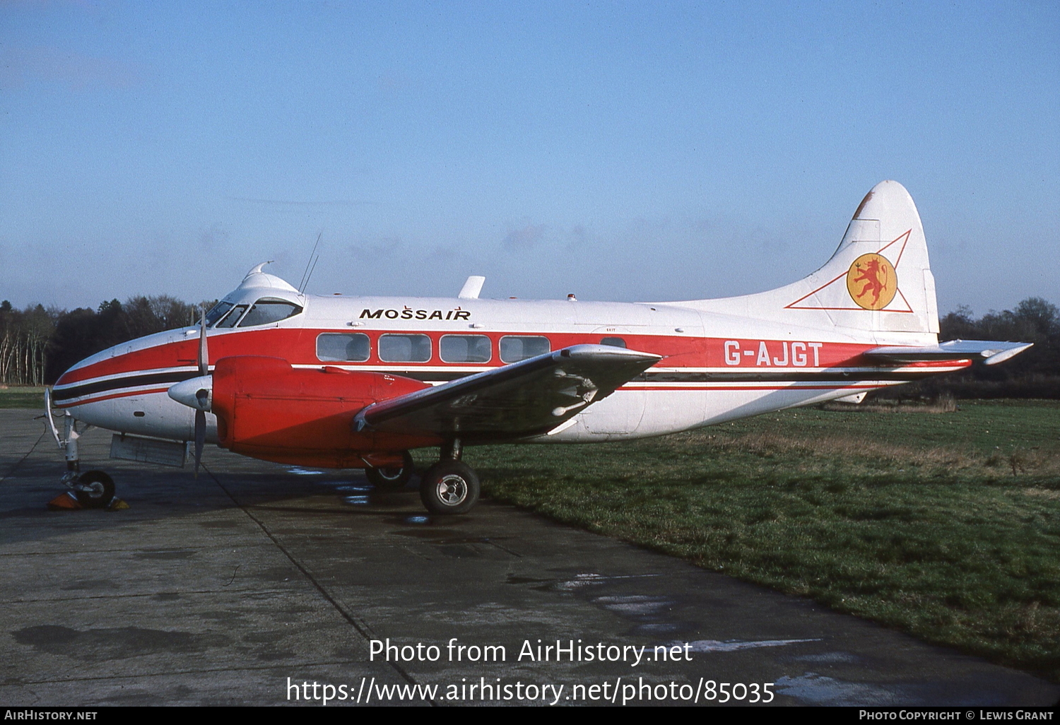 Aircraft Photo of G-AJGT | De Havilland D.H. 104 Dove 7XC | Mossair | AirHistory.net #85035