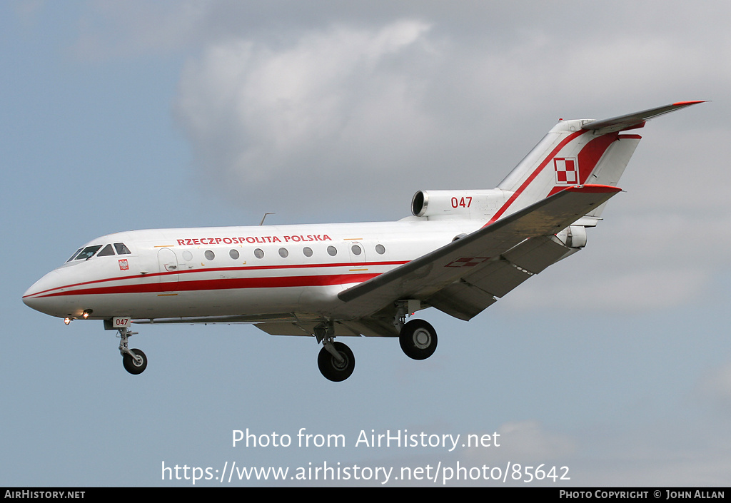 Aircraft Photo of 047 | Yakovlev Yak-40 | Poland - Air Force | AirHistory.net #85642