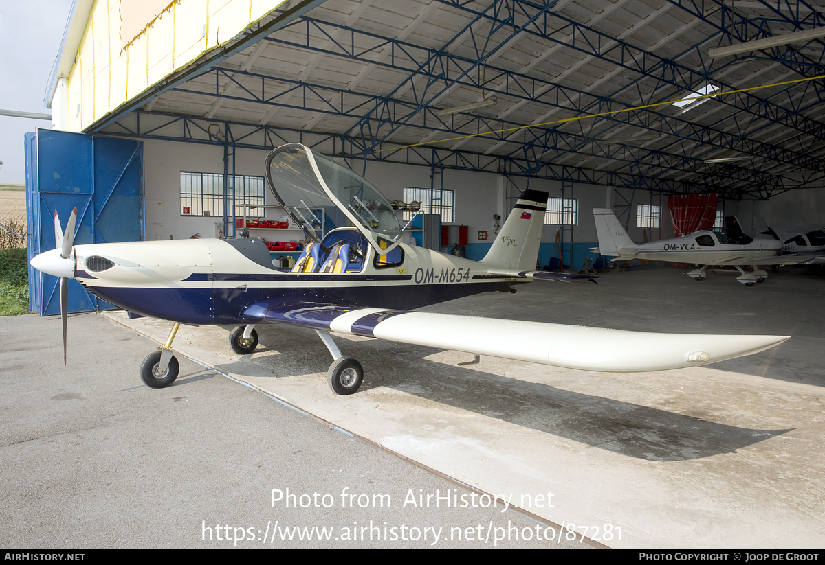 Aircraft Photo of OM-M654 | TomarkAero Viper SD4 | AirHistory.net #87281