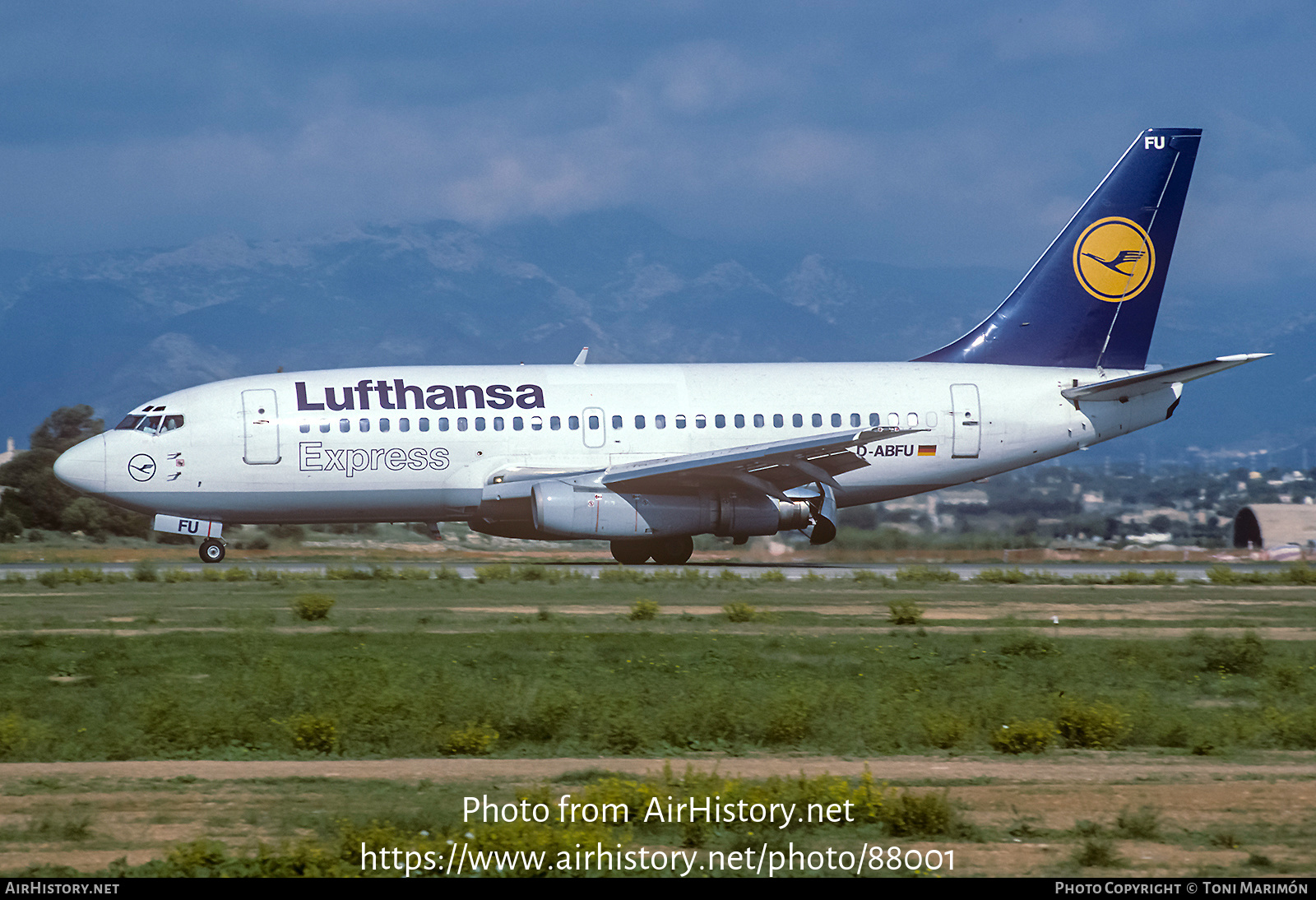 Aircraft Photo of D-ABFU | Boeing 737-230/Adv | Lufthansa Express | AirHistory.net #88001