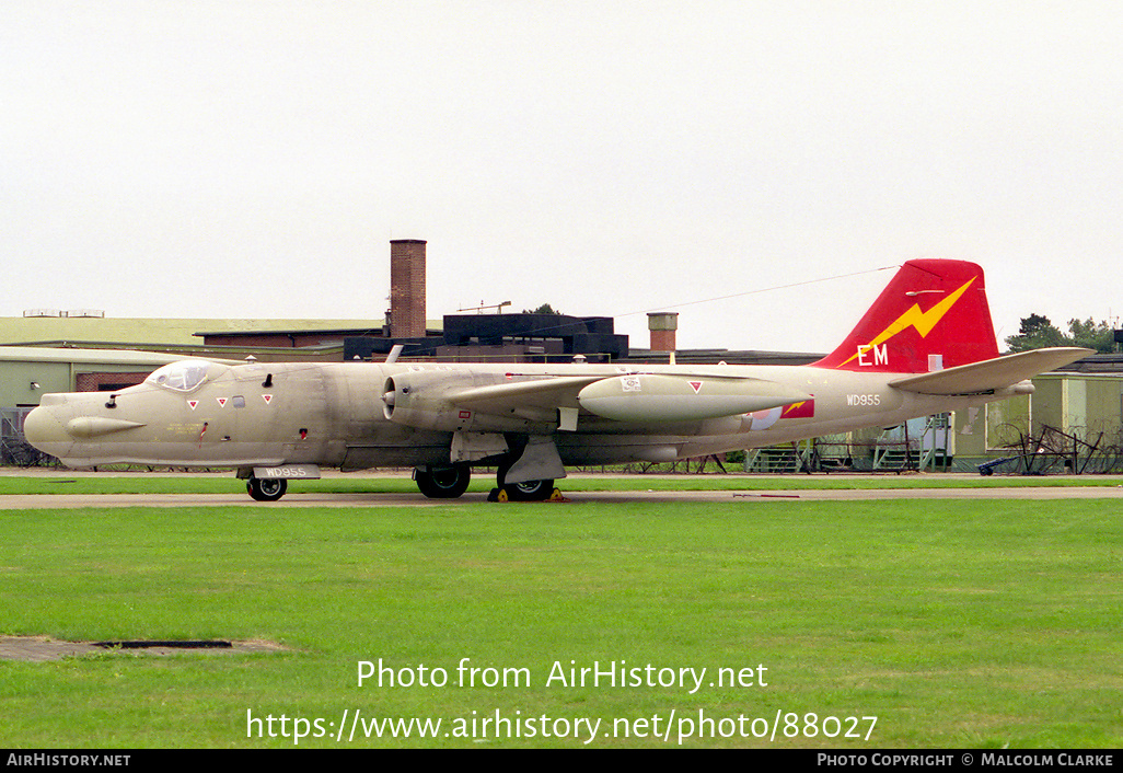 Aircraft Photo of WD955 | English Electric Canberra T17 | UK - Air Force | AirHistory.net #88027