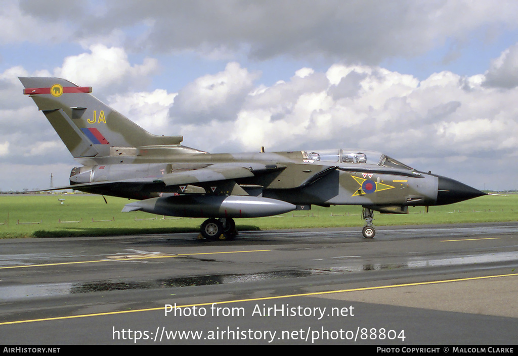 Aircraft Photo of ZA542 | Panavia Tornado GR1 | UK - Air Force | AirHistory.net #88804