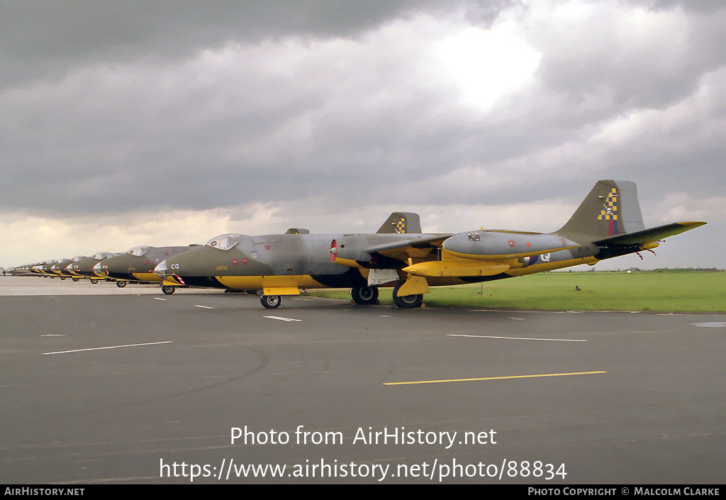 Aircraft Photo of WK118 | English Electric Canberra TT18 | UK - Air Force | AirHistory.net #88834