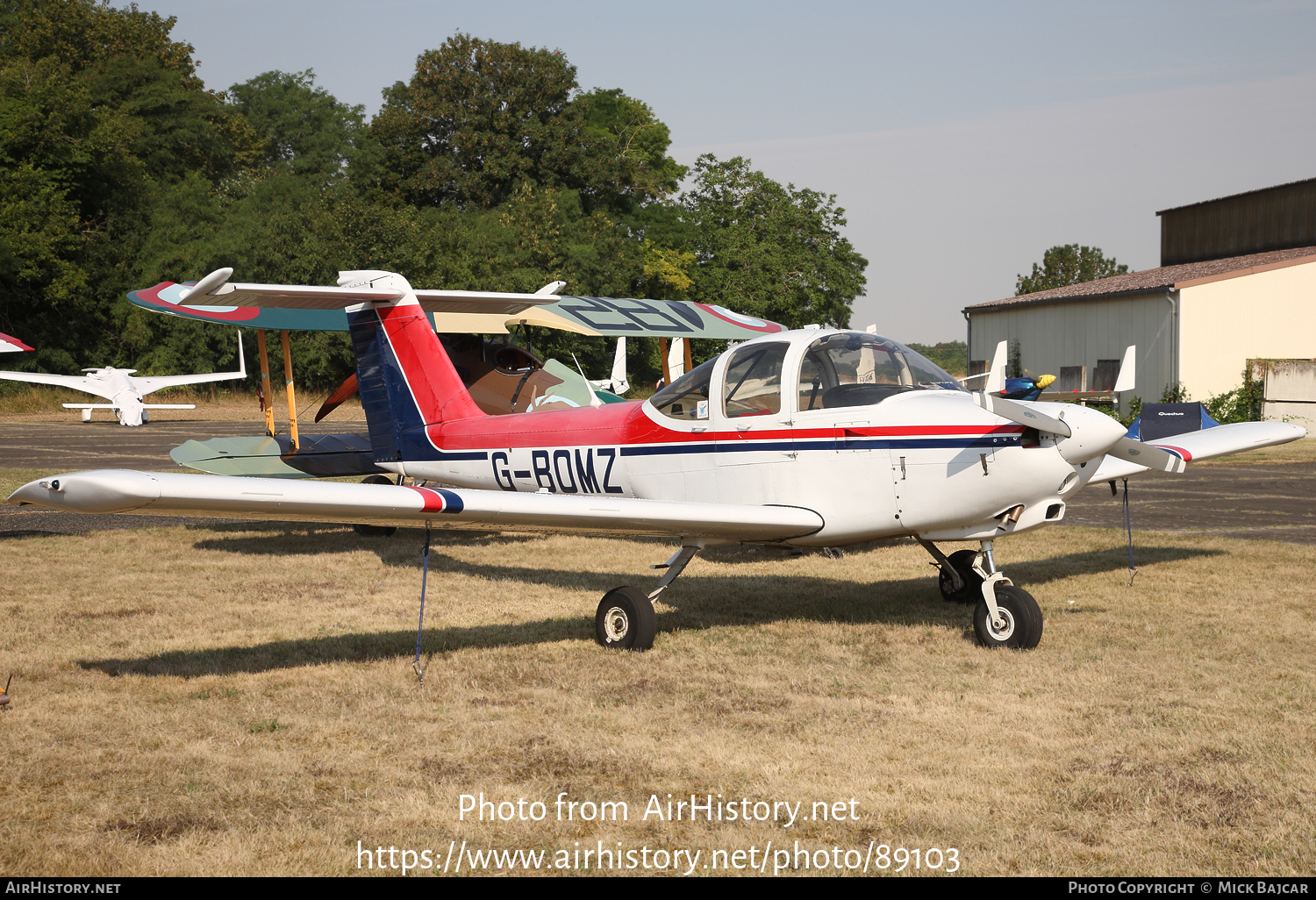 Aircraft Photo of G-BOMZ | Piper PA-38-112 Tomahawk | AirHistory.net #89103