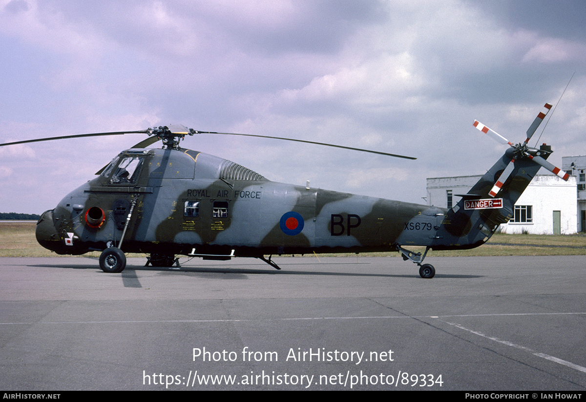 Aircraft Photo of XS679 | Westland WS-58 Wessex HC.2 | UK - Air Force | AirHistory.net #89334