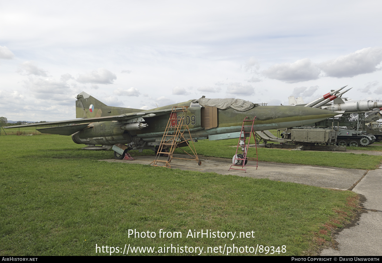 Aircraft Photo of 8109 | Mikoyan-Gurevich MiG-23UB | Czechia - Air Force | AirHistory.net #89348